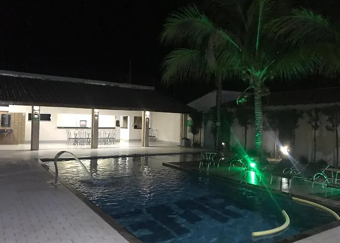 Emmis Park Hotel